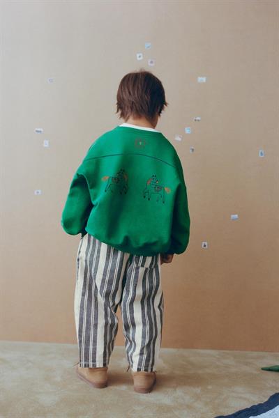 Unisex Çocuk Yeşil At Nakışlı Oversize Sweatshirt ve Çizgili Pantolon Takım