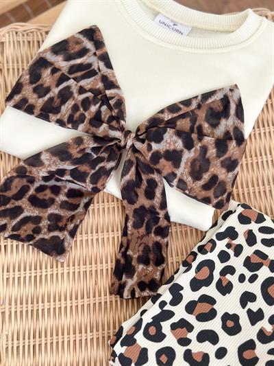 Kız Çocuk Pamuklu Krem Leopar Fiyonk Sweatshirt Takım - Leopar Desenli Taytlı Günlük Model