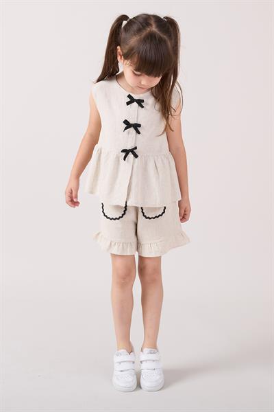Kız Çocuk Keten Krem Fırfırlı Şort ve Fiyonklu Bluz Takım