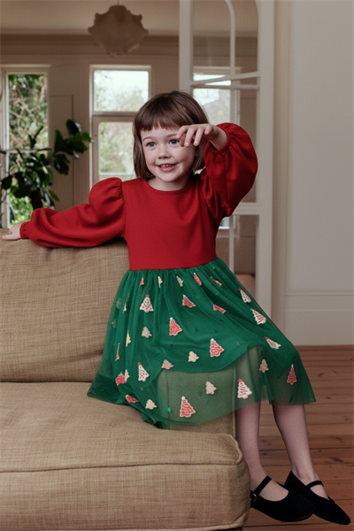 Kız Çocuk Pamuklu Kırmızı Üst ve Yeşil Ağaç Desenli Tüllü Elbise - Yılbaşı Özel Koleksiyonu