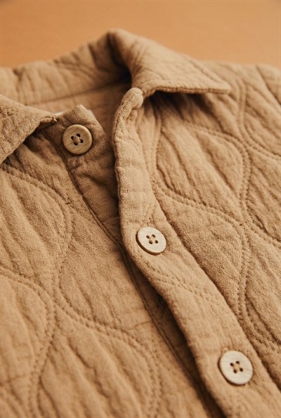 Erkek Çocuk Pamuklu Camel Kapitone Ceket T-Shirt Jean Pantolon Takım