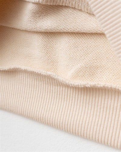 Kız Çocuk Pamuklu Kalp Baskılı Ekru Sweatshirt ve Kırmızı Tayt Takımı