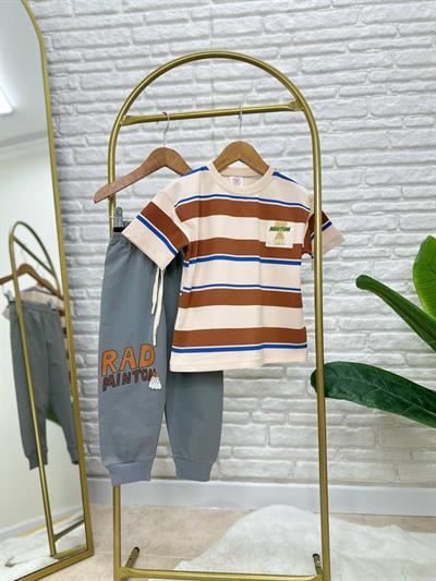 Erkek Çocuk Pamuklu Kahverengi Çizgili T-Shirt ve Eşofman Altı Takım - Rahat Günlük Kombin