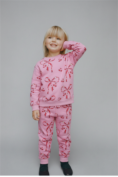 Kız Çocuk Pamuklu Pembe Kurdele Desenli Eşofman Takımı - Kalpli Desenli Sweat ve Alt