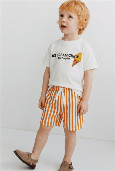 Unisex Çocuk Pamuklu Beyaz Dondurma Baskılı T-Shirt ve Çizgili Şort Takım - Yazlık
