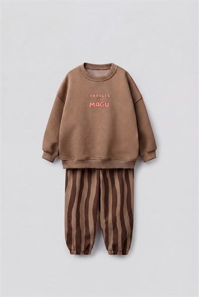 Çocuk Pamuklu Magu And Travel Desenli Kahverengi Sweatshirt ve Çizgili Eşofman Takımı