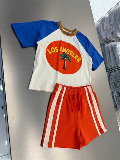Unisex Çocuk Pamuklu Ekru Saks Mavi Los Angeles Baskılı Tişört Şort Takım