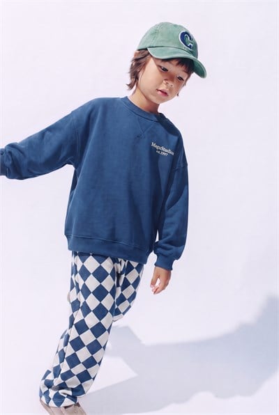 Çocuk Pamuklu Studio Mavi Sweatshirt ve  Desenli Bol Paça Eşofman Takımı