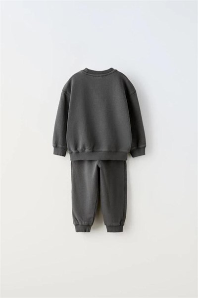 Çocuk Paris Yazı Baskılı Sweatshirt ve Eşofman Altı Takımı