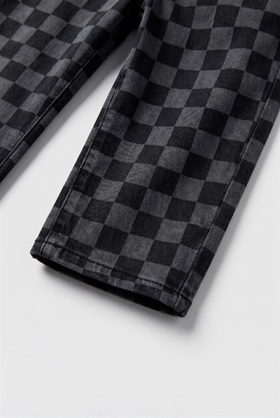 Erkek Çocuk Oversize Kare Desenli Pantolon