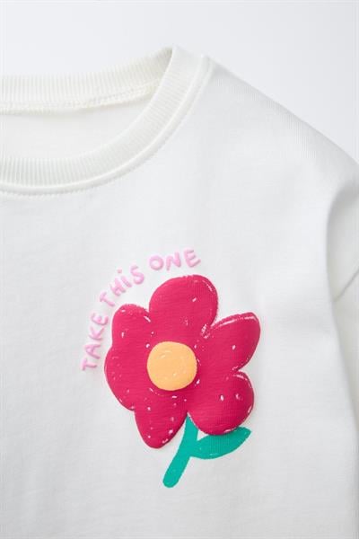 Kız Çocuk Pamuklu Beyaz Çiçek Nakışlı T-Shirt Çiçek Desenli Şort Takım - Yazlık Set