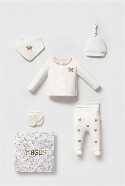 Unisex Bebek Pamuklu Ekru Köpek Nakışlı 5li Set - Hırka, Pantolon, Şapka, Eldiven ve Önlük