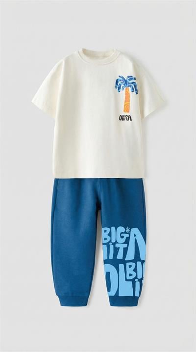 Erkek Çocuk Pamuklu Beyaz Baskılı T-Shirt ve Mavi Eşofman Altı 2li Takım