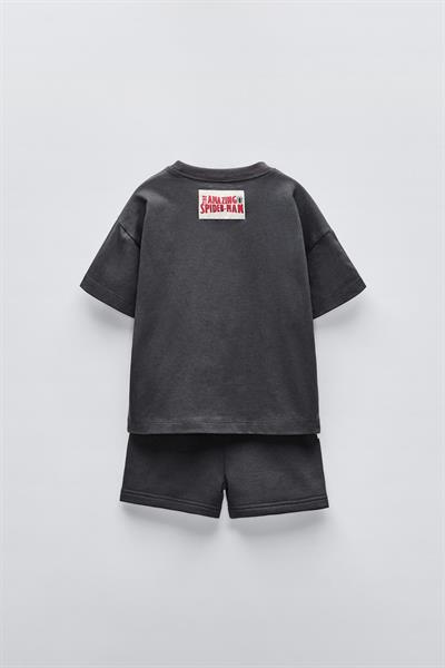 Erkek Çocuk Pamuklu Siyah Örümcek Temalı T-Shirt ve Şort Takım - Yazlık Spor Tarz