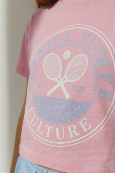 Kız Çocuk Pamuklu Pembe Baskılı Crop T-Shirt Mavi Şort Takım