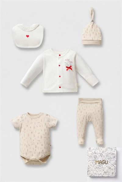 Kız Bebek Pamuklu Ekru Çiçek Desenli 5li Hastane Çıkışı Seti - Body, Hırka, Pantolon, Şapka ve Önlük