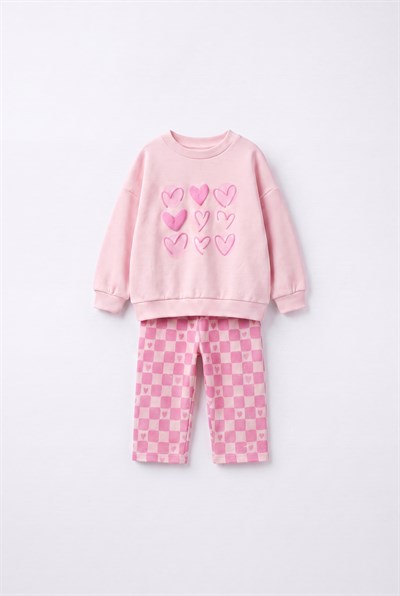 Kız Çocuk Kalp Baskılı Pembe Sweatshirt ve Kare Desenli Eşofman Takımı