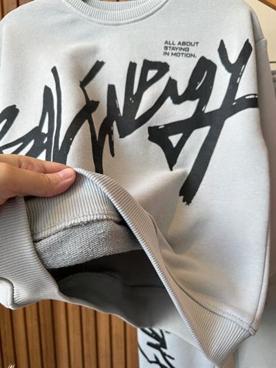 Erkek Çocuk Pamuklu Graffiti Baskılı Sweatshirt ve Eşofman Alt Takım