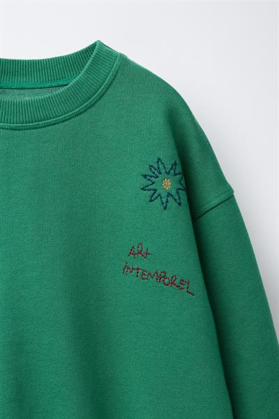 Unisex Çocuk Yeşil At Nakışlı Oversize Sweatshirt ve Çizgili Pantolon Takım