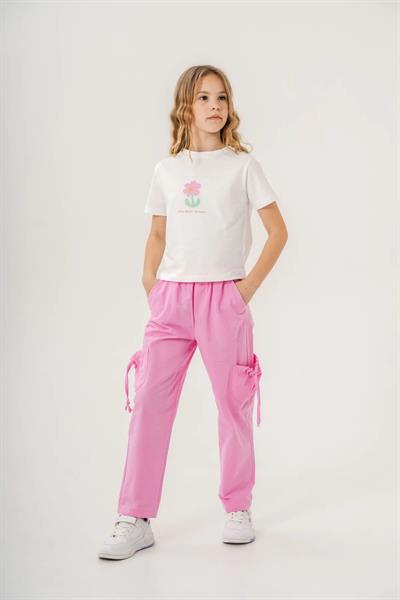 Kız Çocuk Pamuklu Beyaz Çiçek Baskılı T-shirt ve Pembe Cepli Pantolon Takım