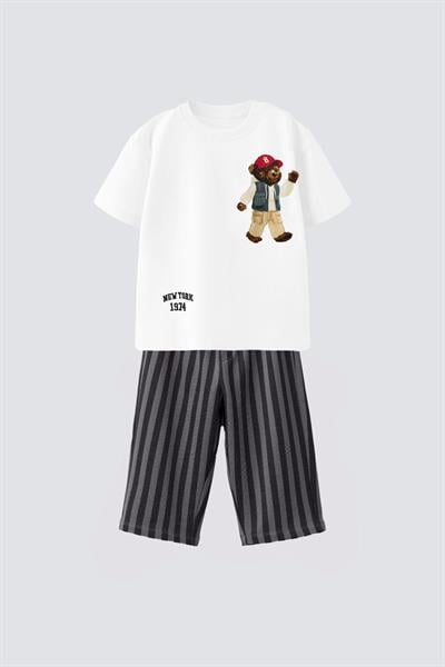 Erkek Çocuk Pamuklu Beyaz Baskılı T-Shirt ve Çizgili Pantolon Takım