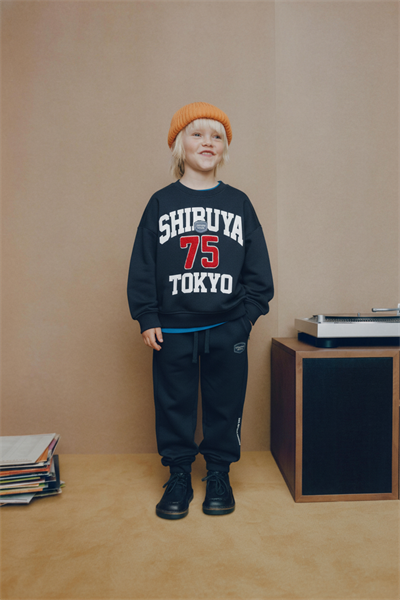 Erkek Çocuk Pamuklu Siyah Shibuya Tokyo Eşofman Takımı - Nakışlı Sweat ve Rahat Kesim Alt