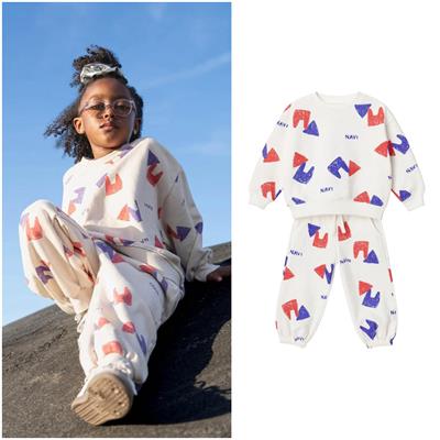 Unisex Çocuk Pamuklu Beyaz Renk Desenli Sweatshirt ve Eşofman Alt Takım – Kırmızı Mavi NAVI Baskılı
