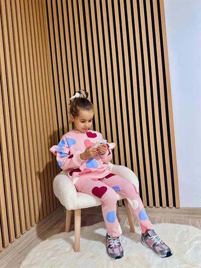 Kız Çocuk Pamuklu Pudra Kalpli Sweatshirt ve Tayt Takım - Fırfır Omuz Detaylı