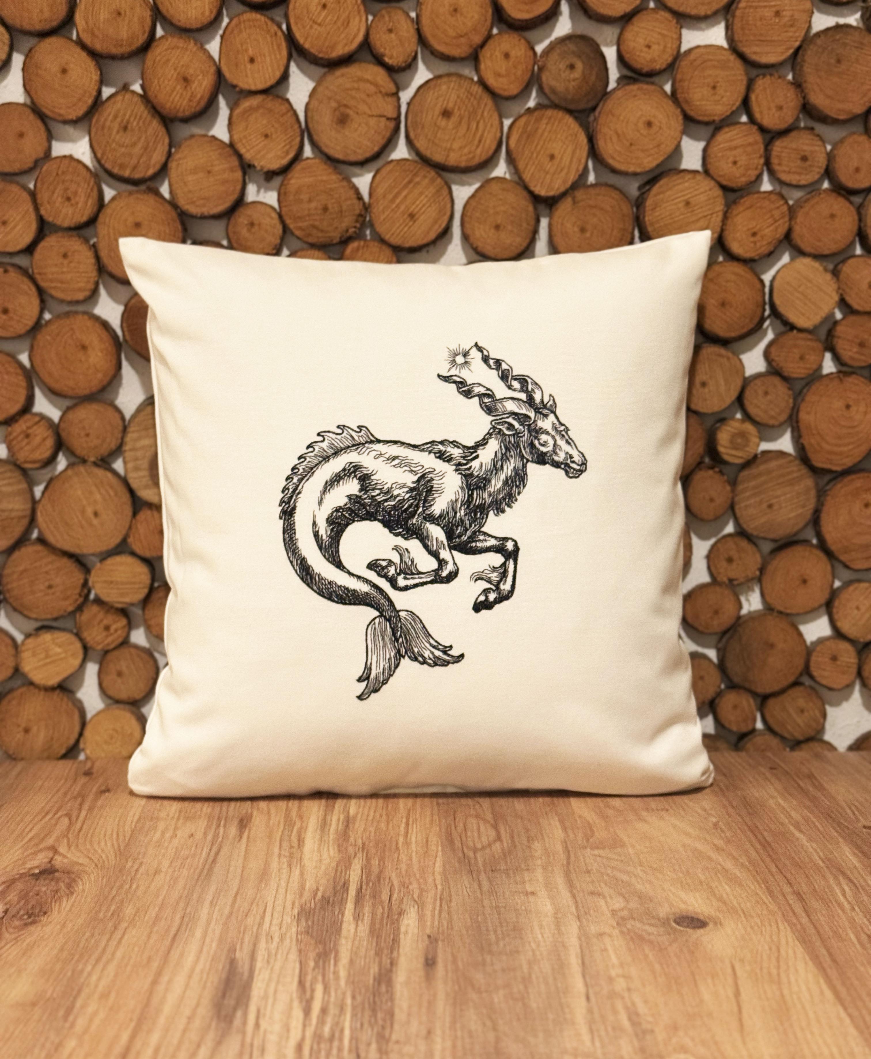 Capricornus Dekoratif Yastık