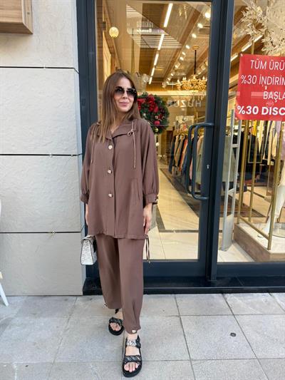 ARKASI TAŞLI TAKIM