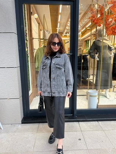 CEPLERİ TAŞLI JEAN CEKET