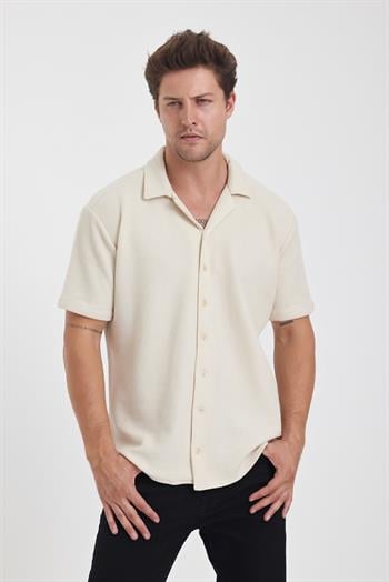 Erkek Pamuklu Esnek Küba Yaka Kısa Kol Gömlek BEJ