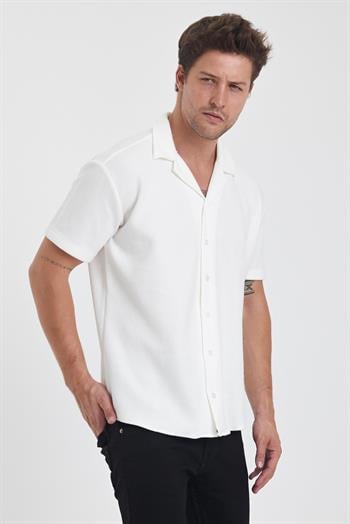 Erkek Pamuklu Esnek Küba Yaka Kısa Kol Gömlek BEYAZ