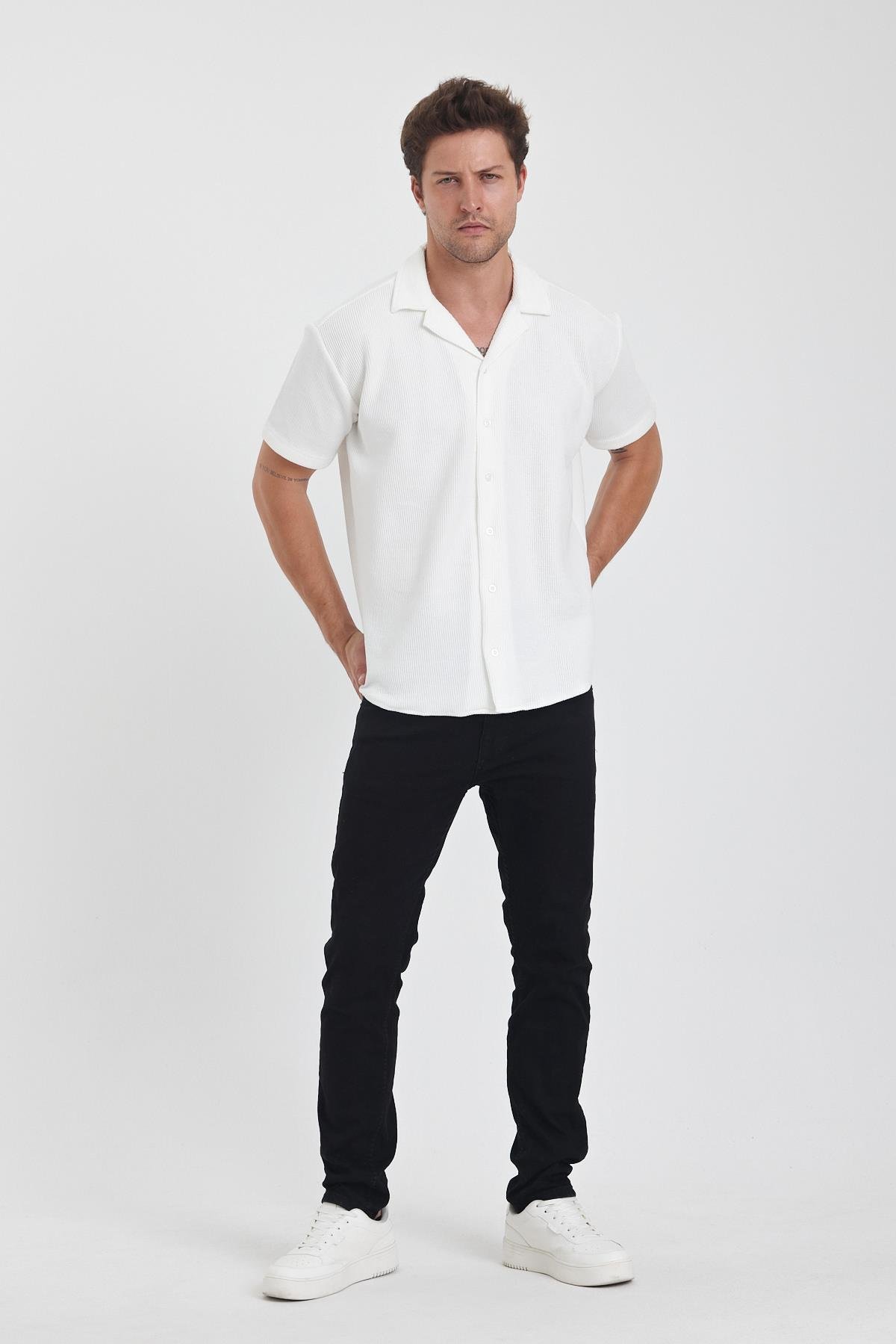 Erkek Pamuklu Esnek Küba Yaka Kısa Kol Gömlek BEYAZ