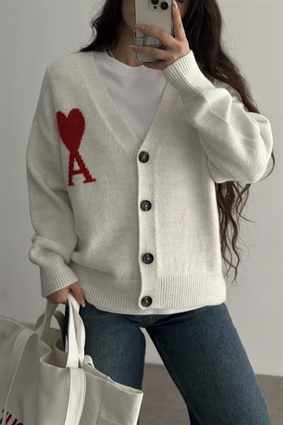 A Kalp Figür İşlemeli Premium Hırka Beyaz