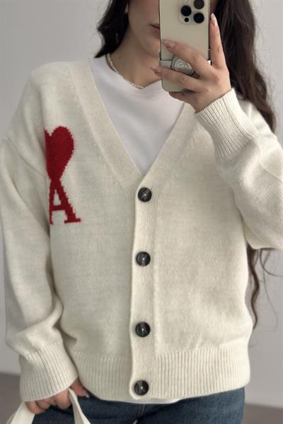 A Kalp Figür İşlemeli Premium Hırka Beyaz