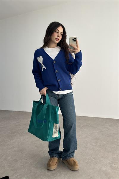 A Kalp Figür İşlemeli Premium Hırka Mavi