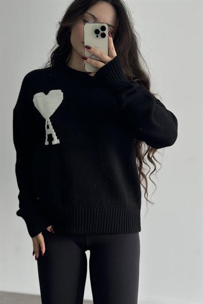A Kalp Figür İşlemeli Triko Kazak Siyah