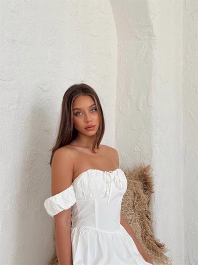 Adelina Elbise Beyaz