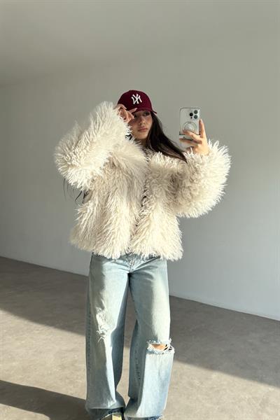 Angus Ekru Yakalı Kürk