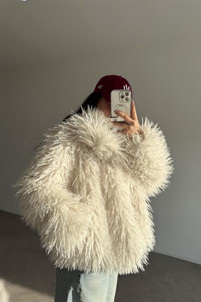 Angus Ekru Yakalı Kürk