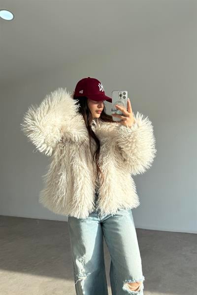 Angus Ekru Yakalı Kürk