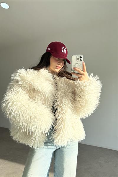 Angus Ekru Yakalı Kürk