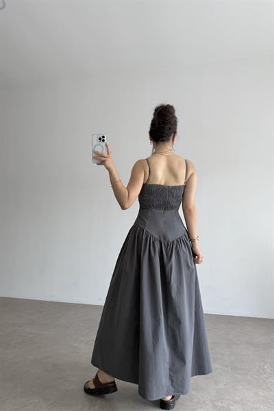 Antrasit Sırtı Gipe Detaylı Elbise