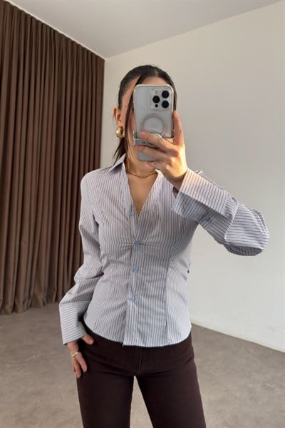 Arkadan Bağlamalı Çizgili Mavi Gömlek