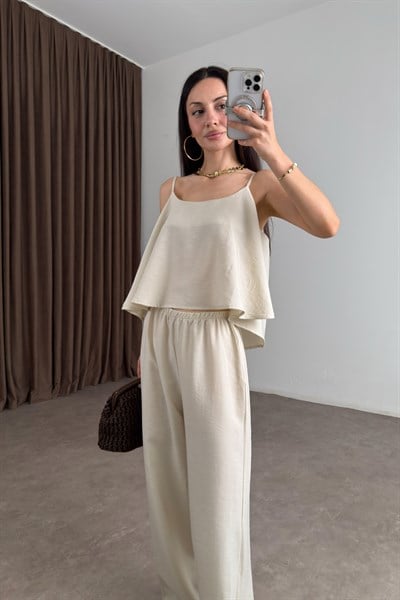 Askılı Bluz Pantolon Dökümlü Bej Takım