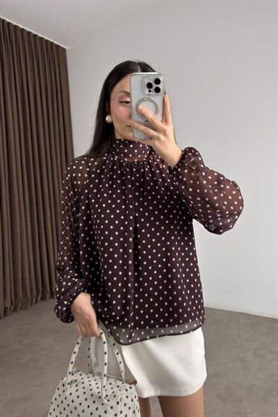 Astarlı Bağlama Yakalı Puantiyeli Kahve Şifon Bluz