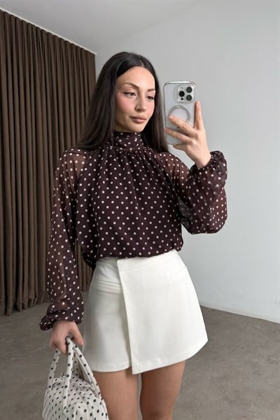 Astarlı Bağlama Yakalı Puantiyeli Kahve Şifon Bluz