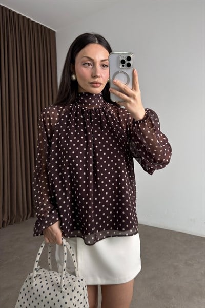 Astarlı Bağlama Yakalı Puantiyeli Kahve Şifon Bluz