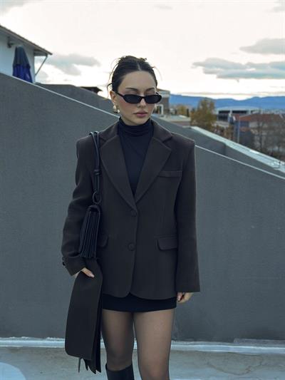 Atkı Detaylı Kalın Blazer Ceket
